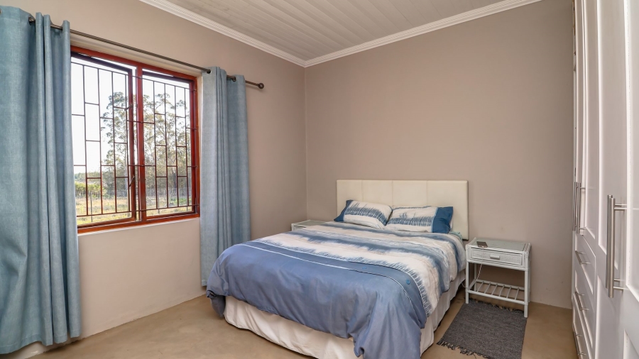 Commercial Property for Sale in Kraaibos Western Cape